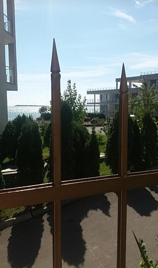 Apartamento Le Premiére Randevu Sveti Vlas Exterior foto